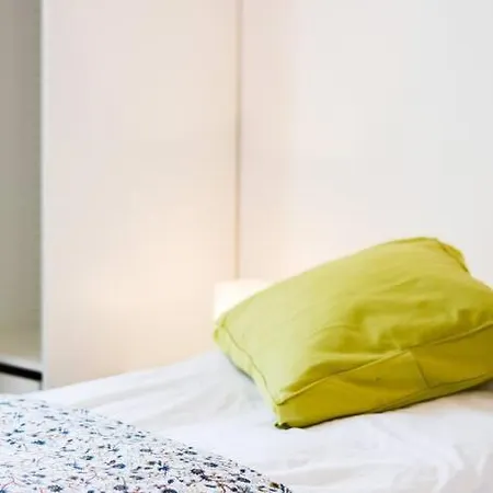 Superbe Au Coeur De La Vielle 4 Voyageurs + Garage Apartment *
